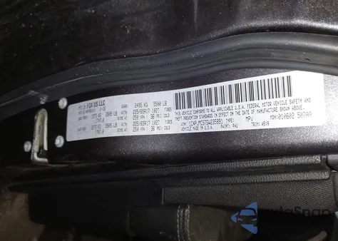 2016 Jeep Cherokee Latitude z USA, uszkodzony, nr VIN 1C4PJMCS7GW235891